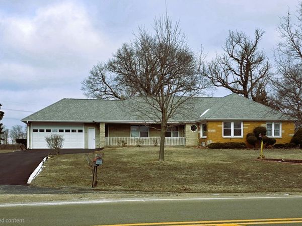 705 W Commercial Street, Lyndon, IL 61261