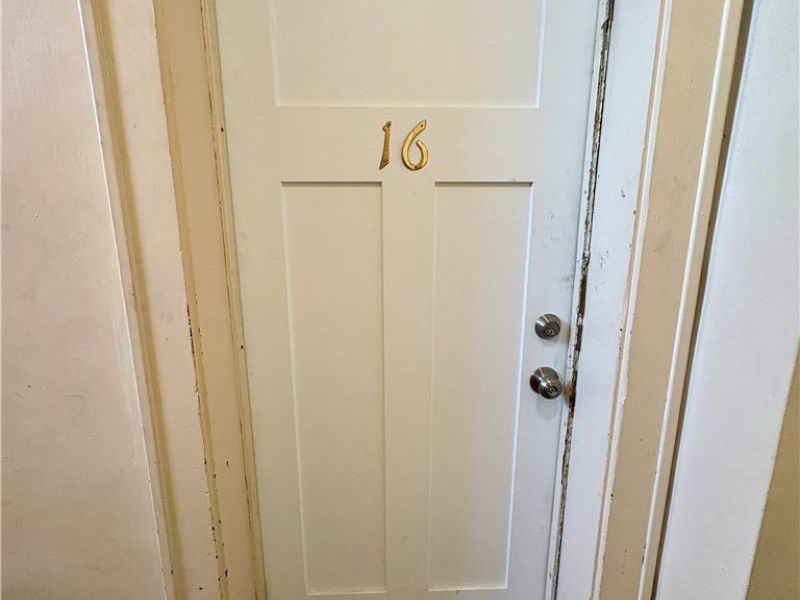 16 N Richview Avenue, Youngstown, OH 44509 Photo 2