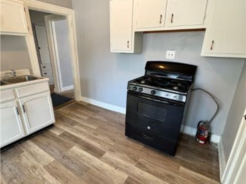 16 N Richview Avenue, Youngstown, OH 44509 Photo 3