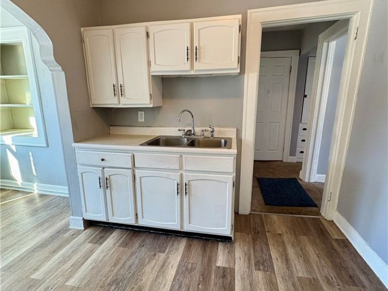 16 N Richview Avenue, Youngstown, OH 44509 Photo 4