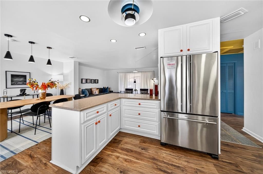 1433 SE 28th Ter, Cape Coral, FL 33904 Photo