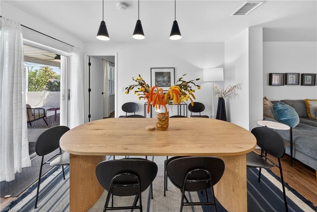 1433 SE 28th Ter, Cape Coral, FL 33904 Photo