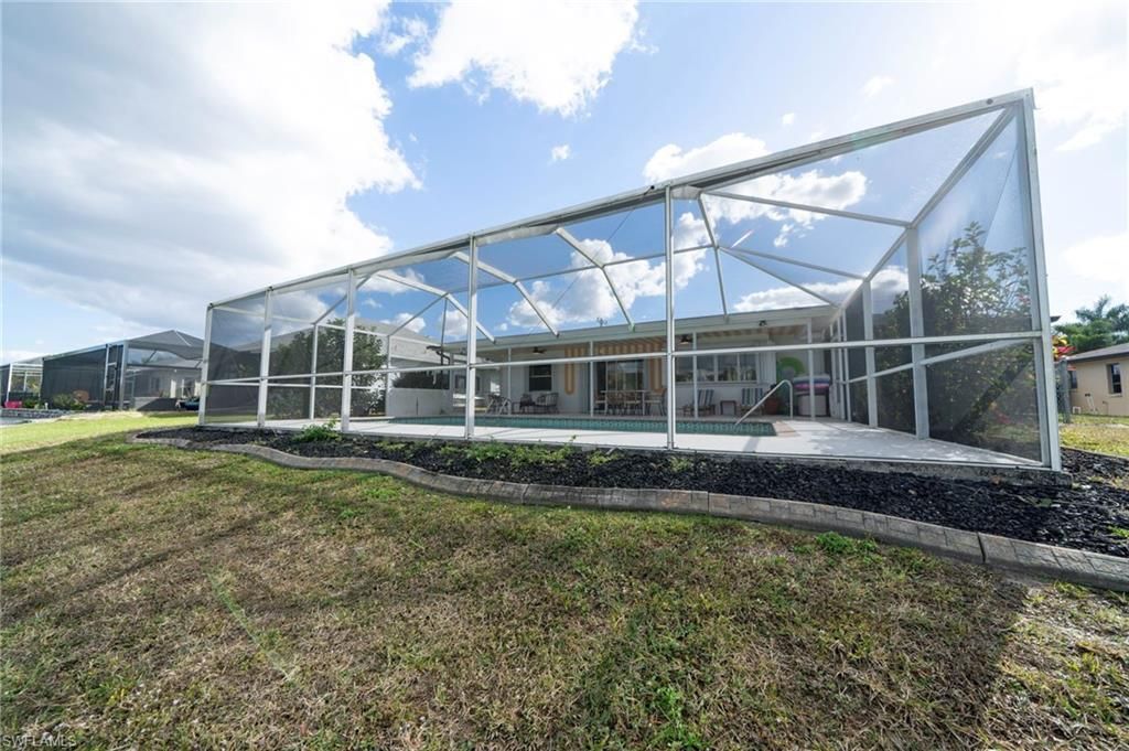 1433 SE 28th Ter, Cape Coral, FL 33904 Photo