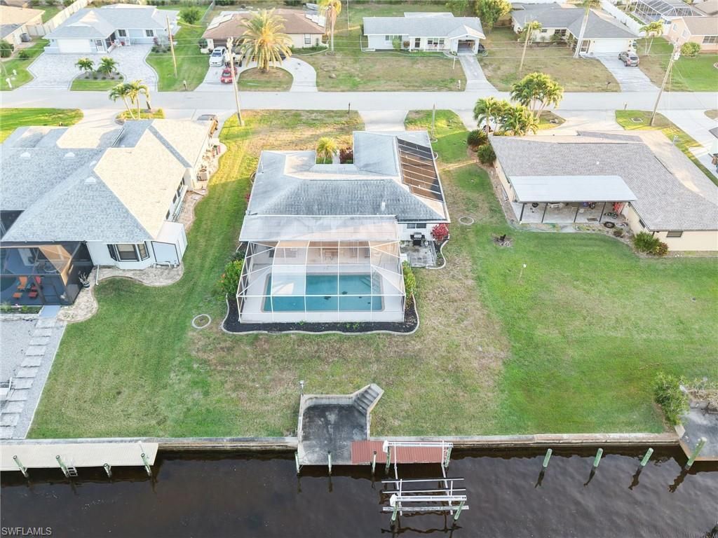 1433 SE 28th Ter, Cape Coral, FL 33904 Photo