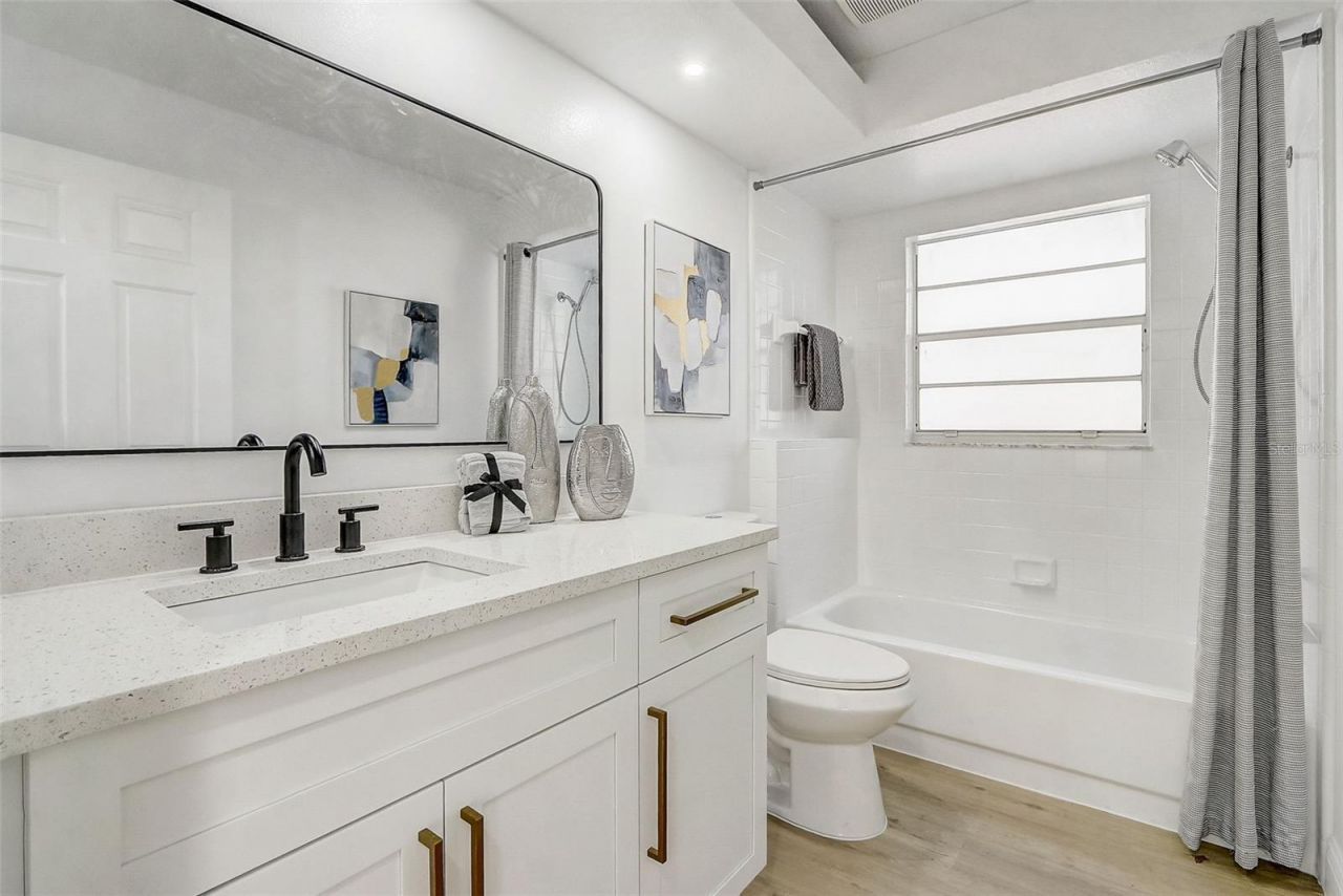 7015 Oakmore Lane, Orlando, FL 32818 Photo