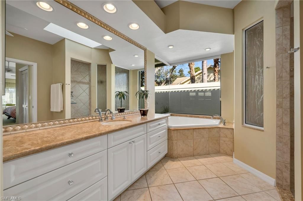 25141 Pennyroyal Dr, Bonita Springs, FL 34134 Photo