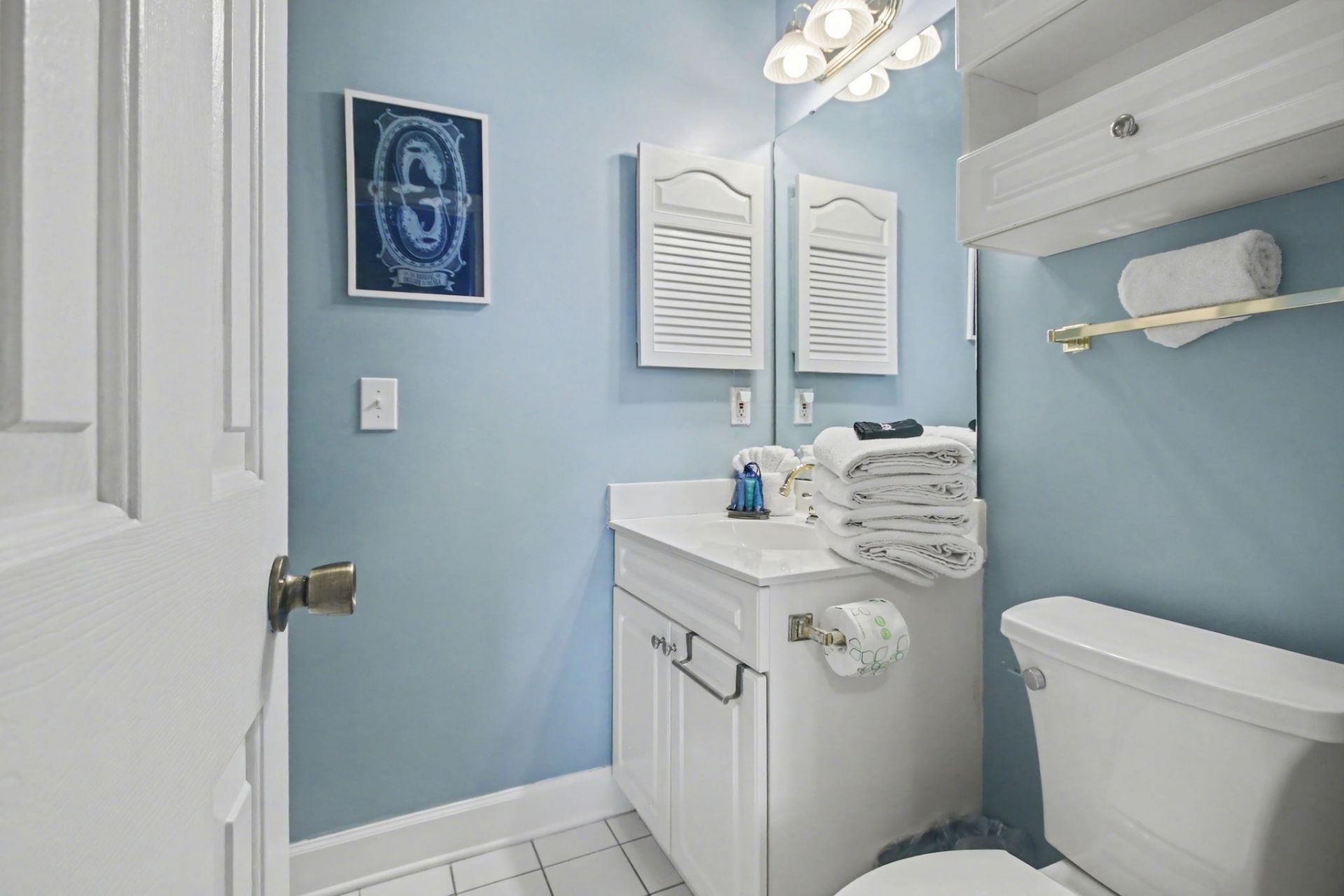 682 Riverwalk Dr. Photo 10