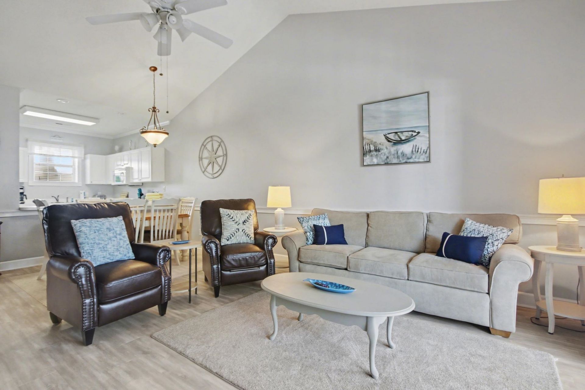 682 Riverwalk Dr. Photo 26