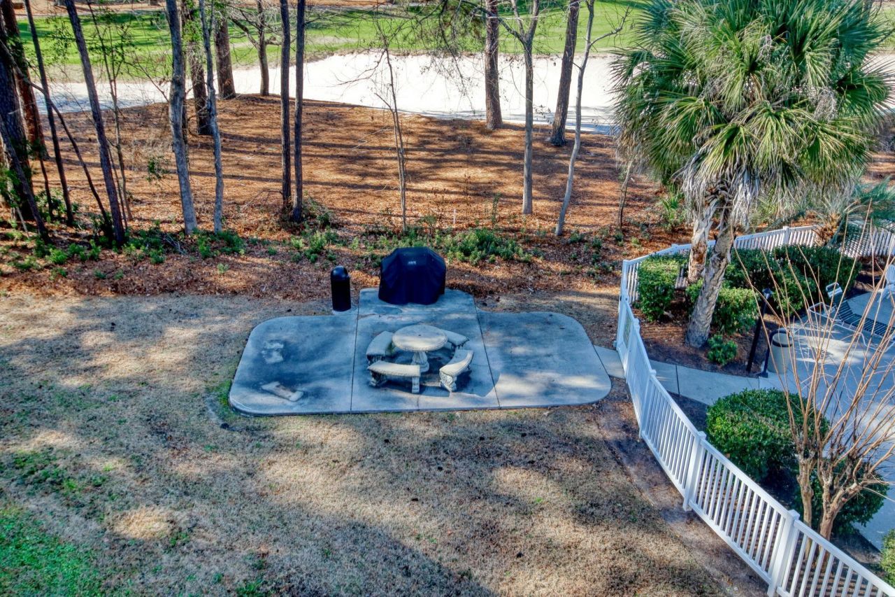 682 Riverwalk Dr. Photo 26