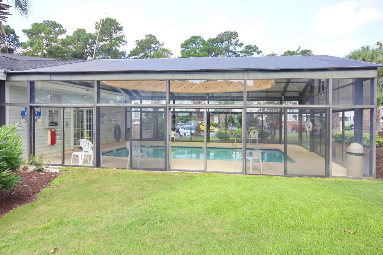 682 Riverwalk Dr. Photo 31