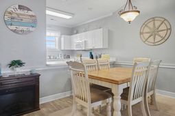 682 Riverwalk Dr. photo 4