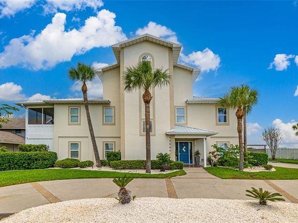 104 Talahi Island Lane, Brunswick, GA 31520