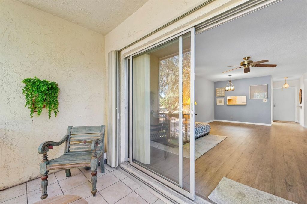 8400 Lagos De Campo Boulevard, Unit 209, Tamarac, FL 33321 Photo