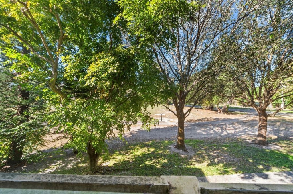 8400 Lagos De Campo Boulevard, Unit 209, Tamarac, FL 33321 Photo