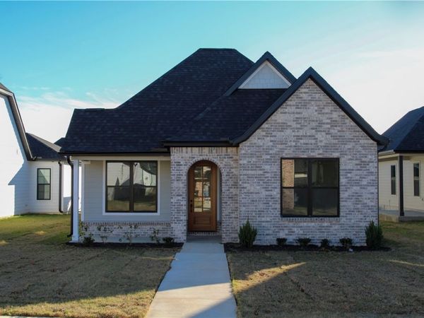 2331 31st Street , Rogers, AR 72758