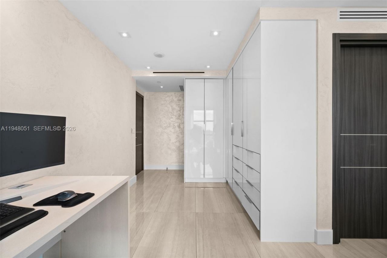 3301 NE 183rd St, Unit 2001, Aventura, FL 33160 Photo