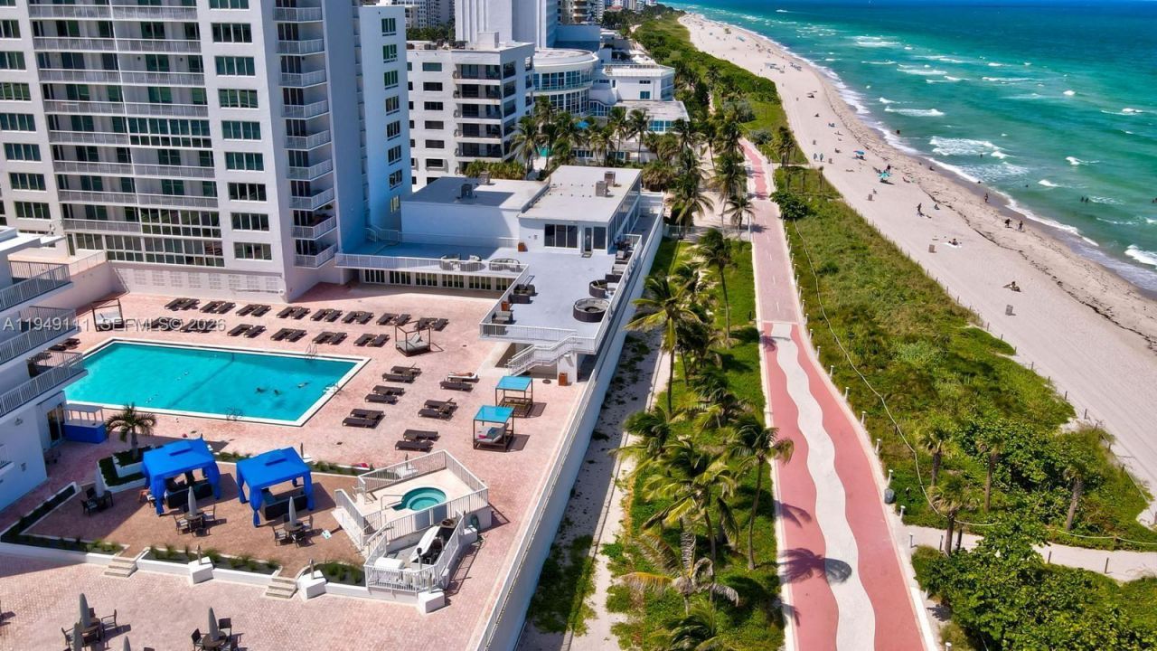 5401 Collins Ave, Unit 340, Miami Beach, FL 33140 Photo