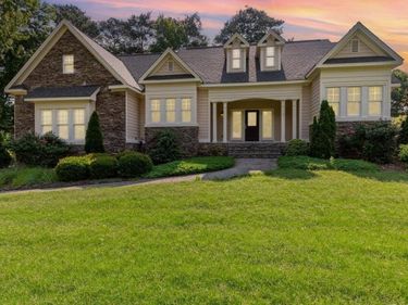 1096 Silverleaf Drive, Youngsville, NC 27596