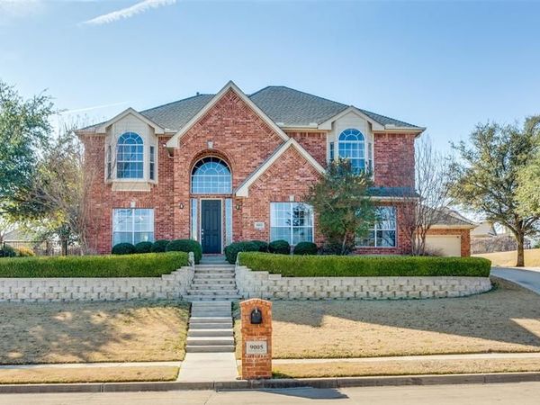 9005 Ranch Bluff Court, Benbrook, TX 76126