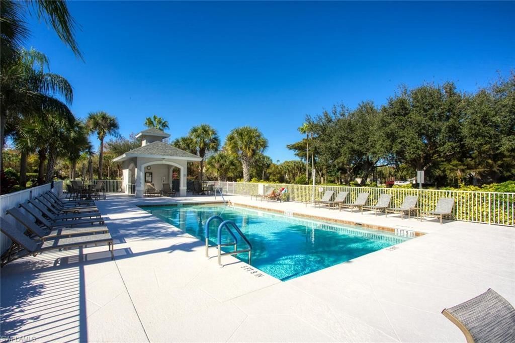 8056 Queen Palm Ln, Unit 644, Fort Myers, FL 33966 Photo