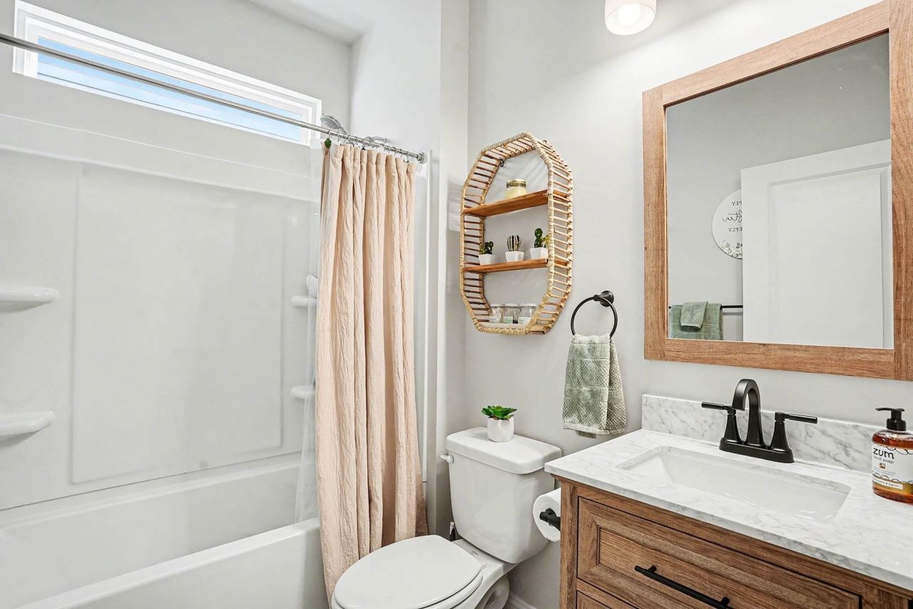 10142 Hamilton Branch Loop Photo 13