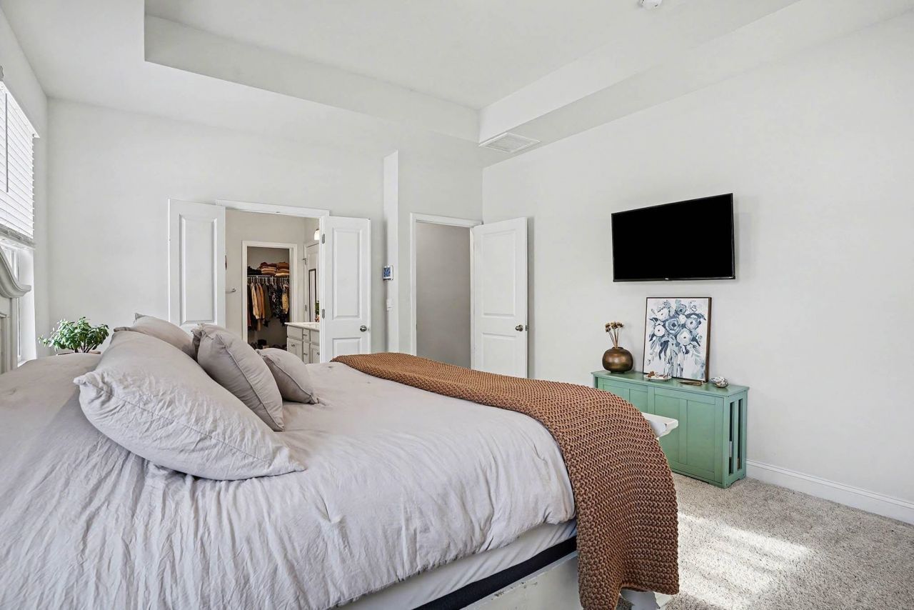 10142 Hamilton Branch Loop Photo 15