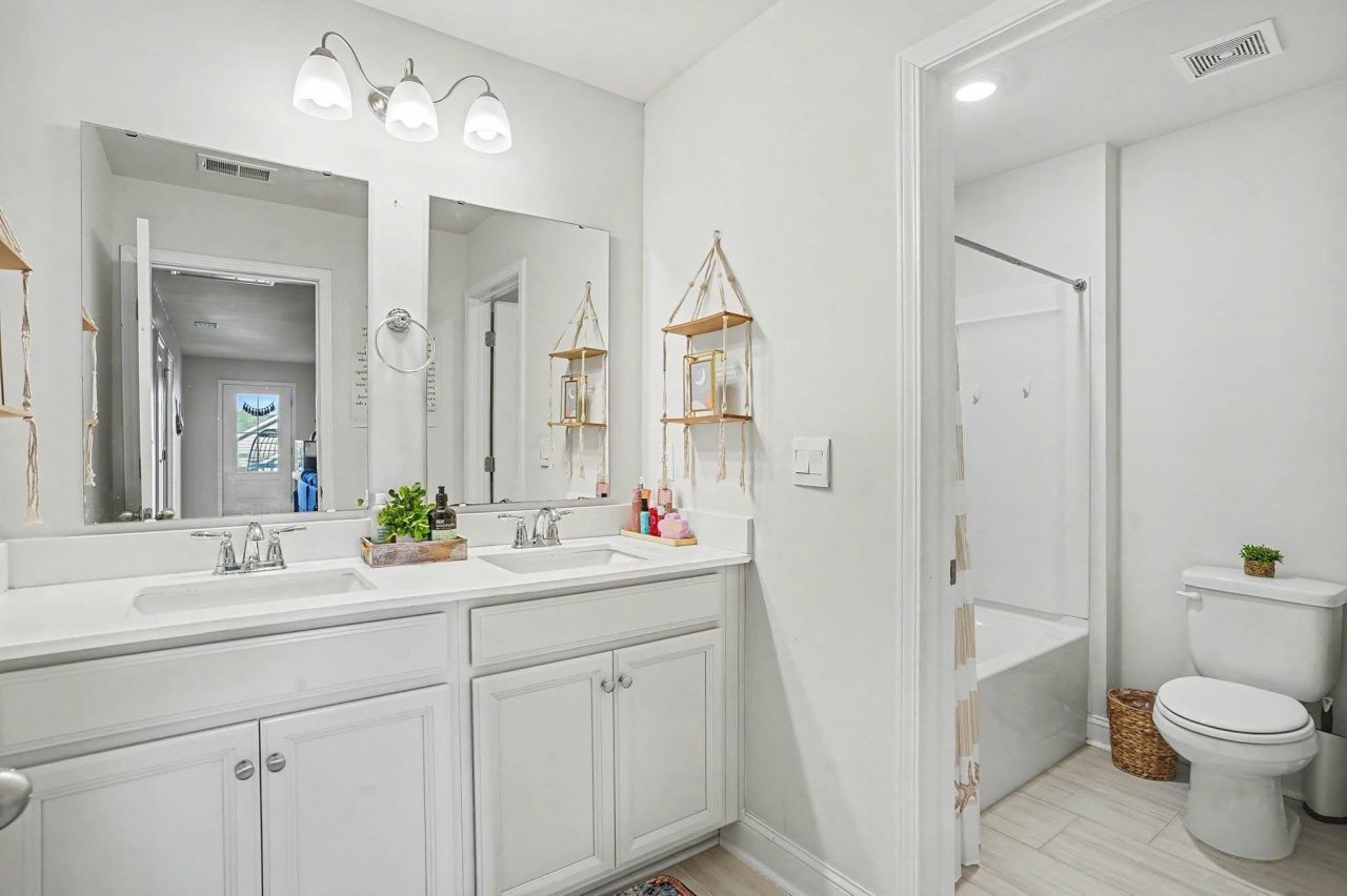 10142 Hamilton Branch Loop Photo 22