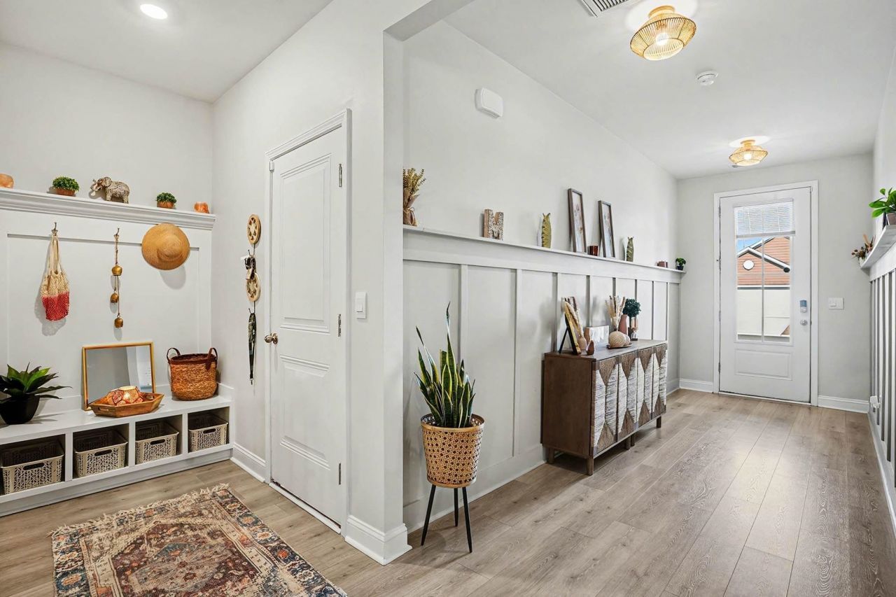 10142 Hamilton Branch Loop Photo 5