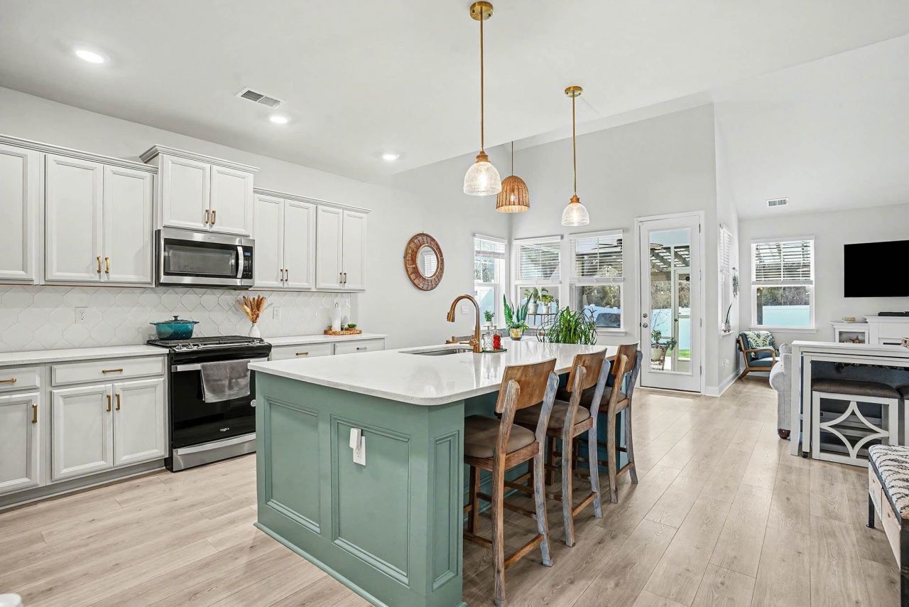 10142 Hamilton Branch Loop Photo 6