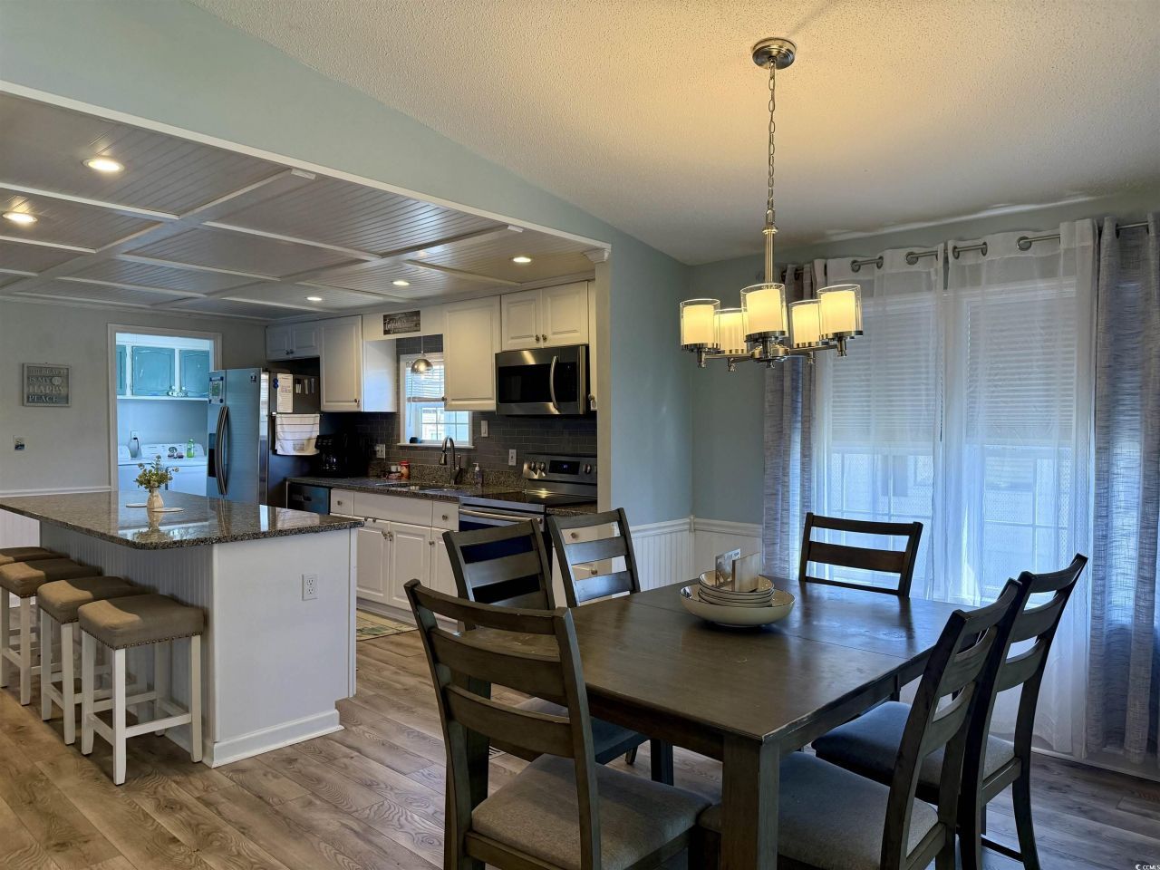 427 Meadowlark Dr.  Photo 9