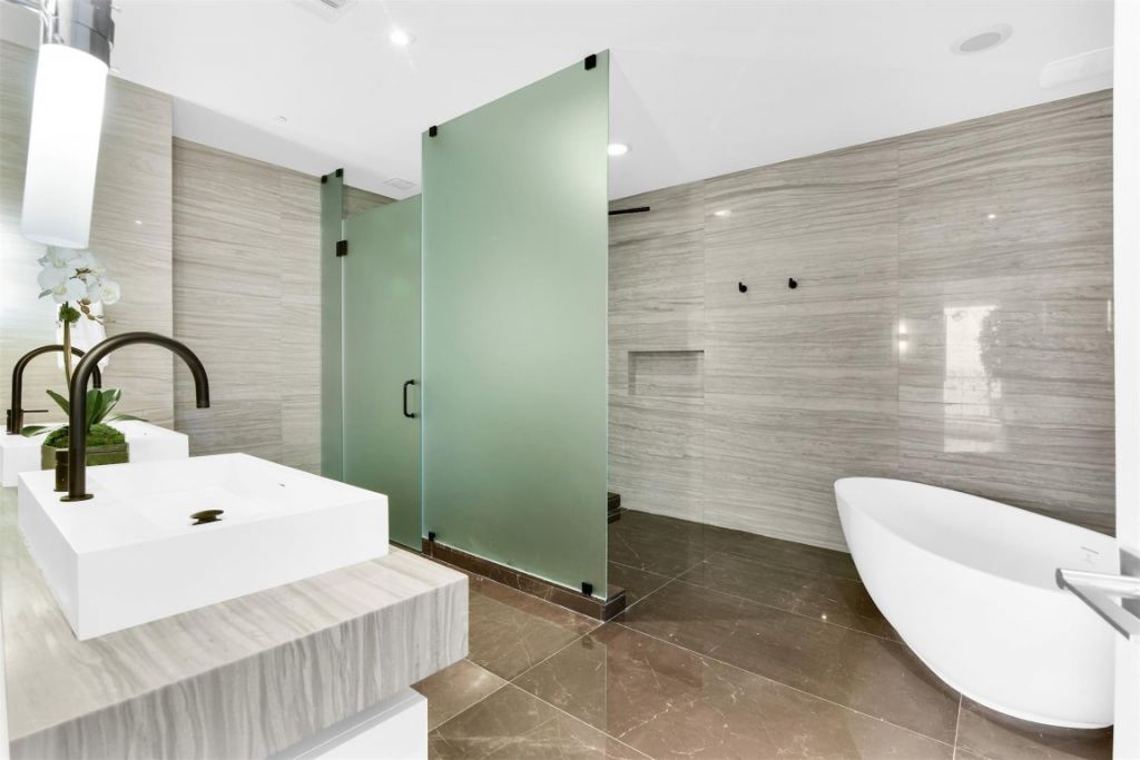 2200 N Ocean Boulevard, Unit S-906, Fort Lauderdale, FL 33305 Photo