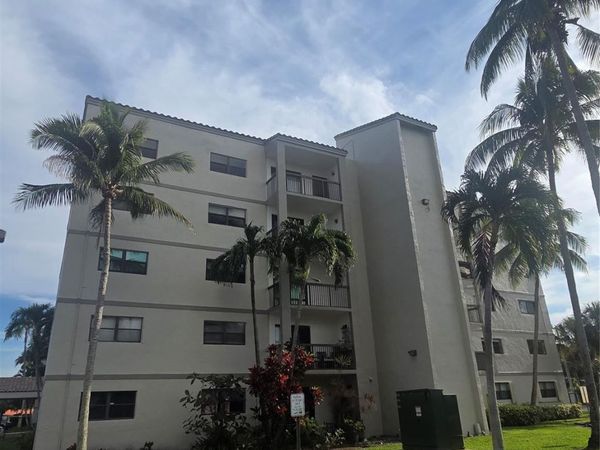 701 NW 19th Street, Unit 401, Fort Lauderdale, FL 33311