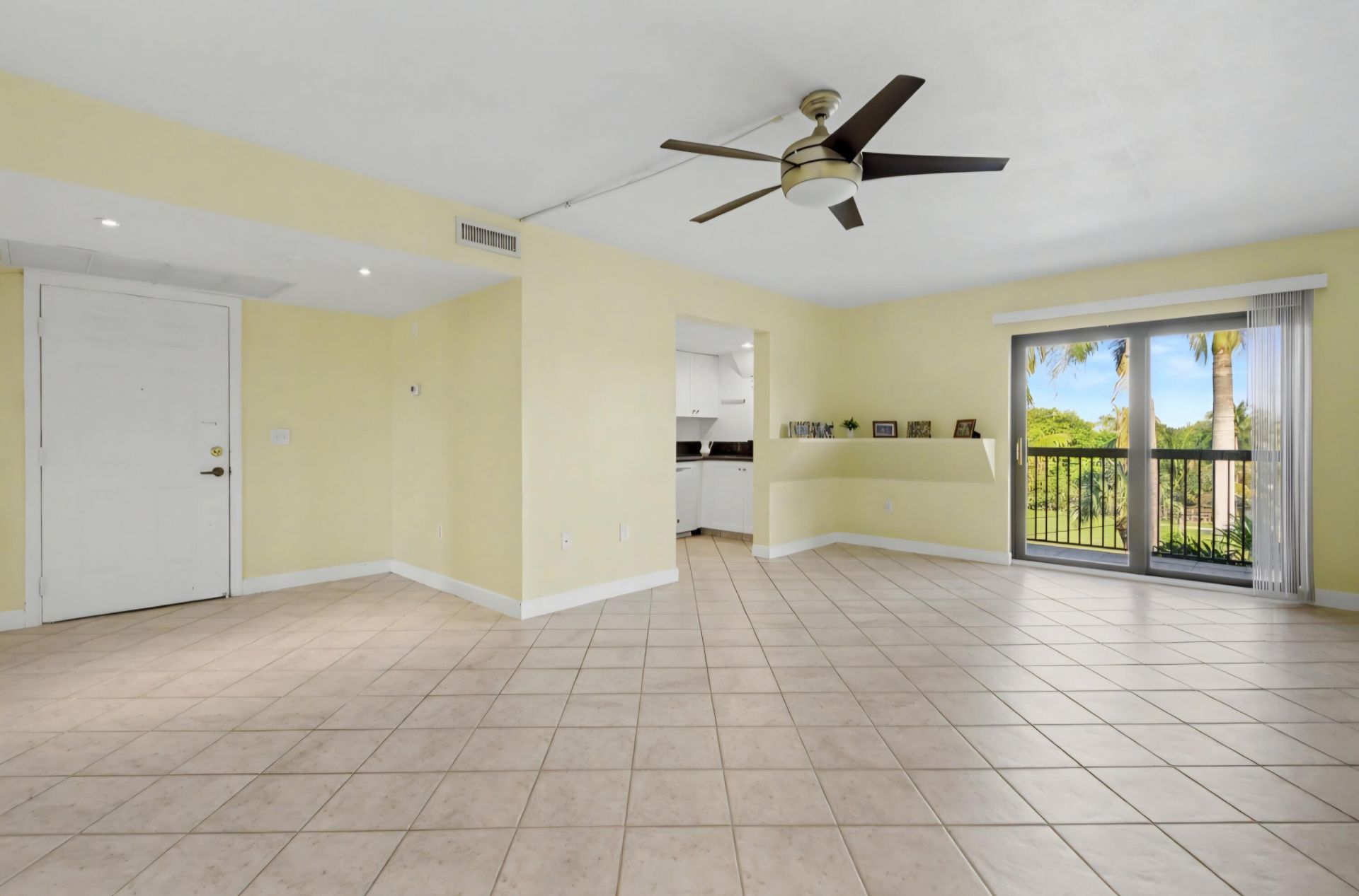701 NW 19th Street, Unit 401, Fort Lauderdale, FL 33311 Photo