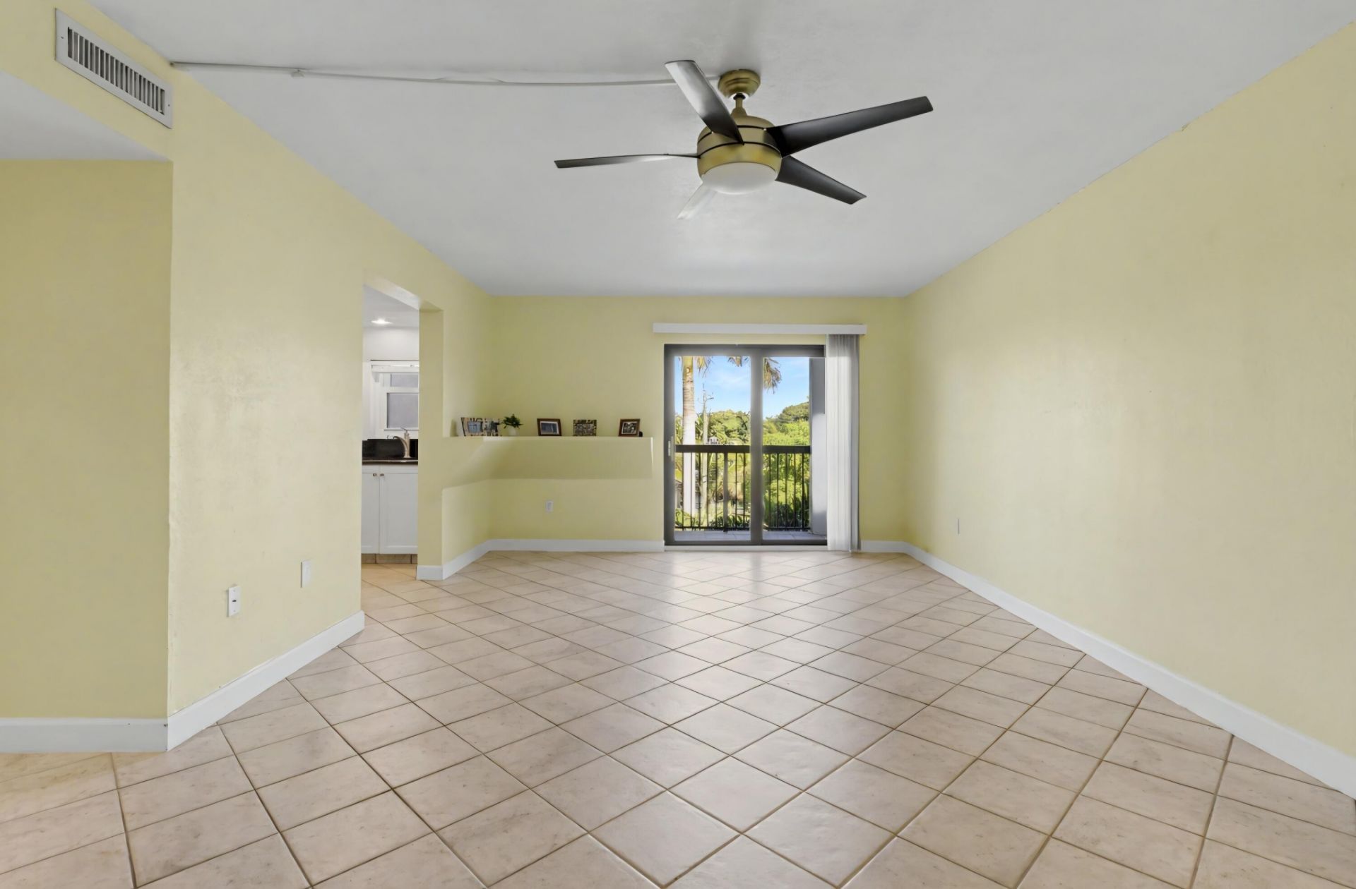 701 NW 19th Street, Unit 401, Fort Lauderdale, FL 33311 Photo