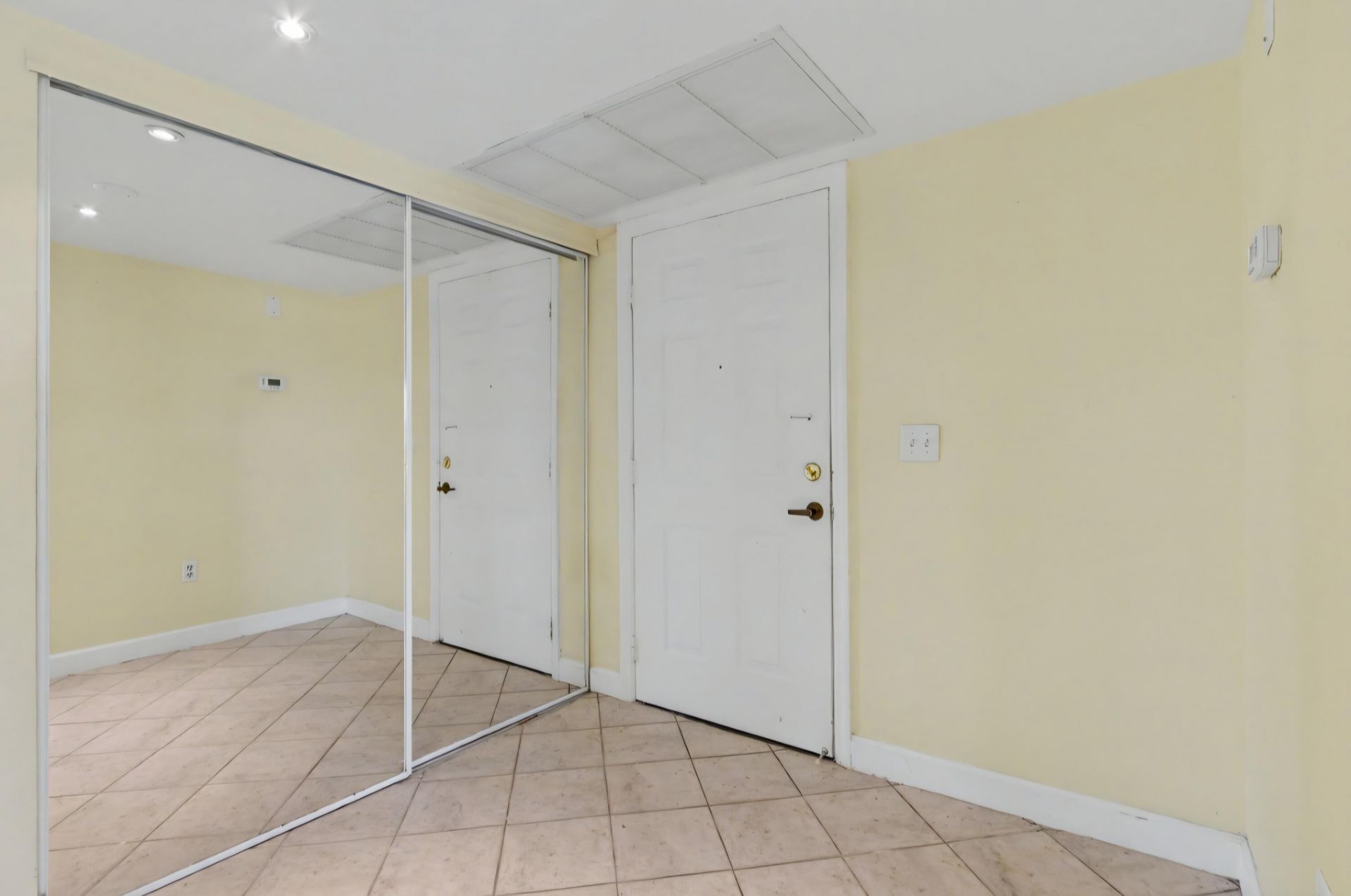 701 NW 19th Street, Unit 401, Fort Lauderdale, FL 33311 Photo