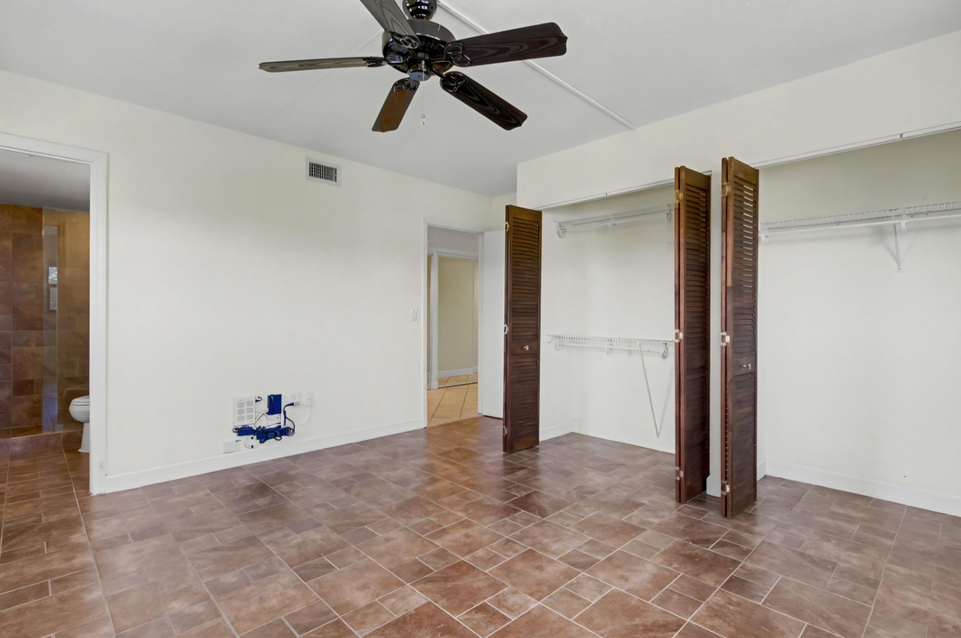 701 NW 19th Street, Unit 401, Fort Lauderdale, FL 33311 Photo