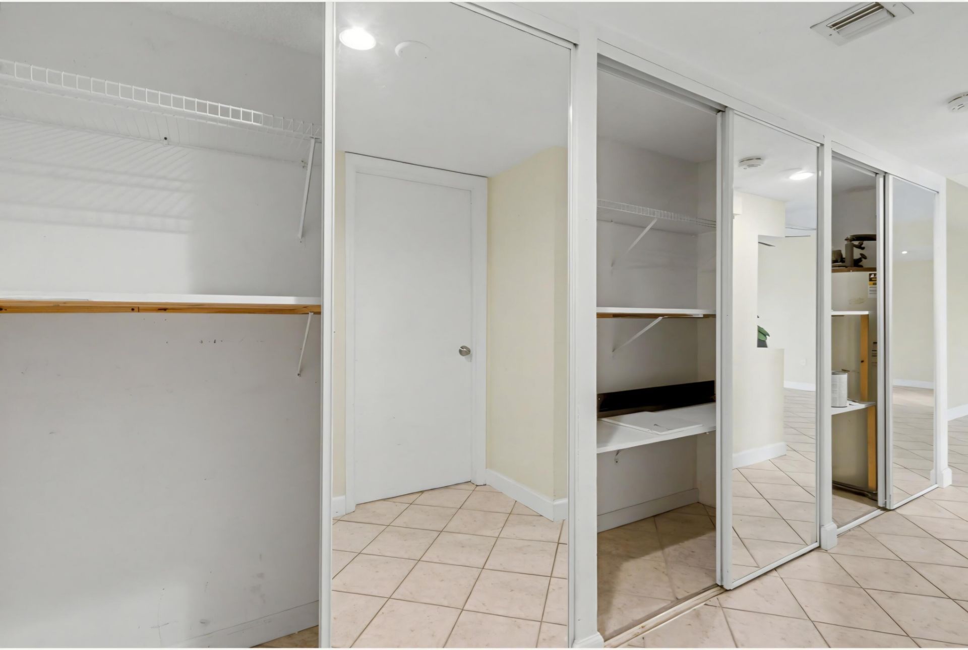 701 NW 19th Street, Unit 401, Fort Lauderdale, FL 33311 Photo