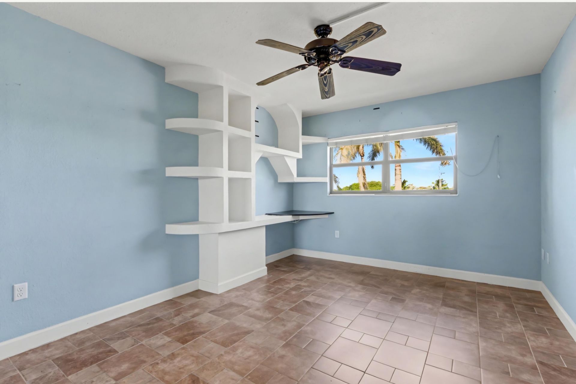 701 NW 19th Street, Unit 401, Fort Lauderdale, FL 33311 Photo