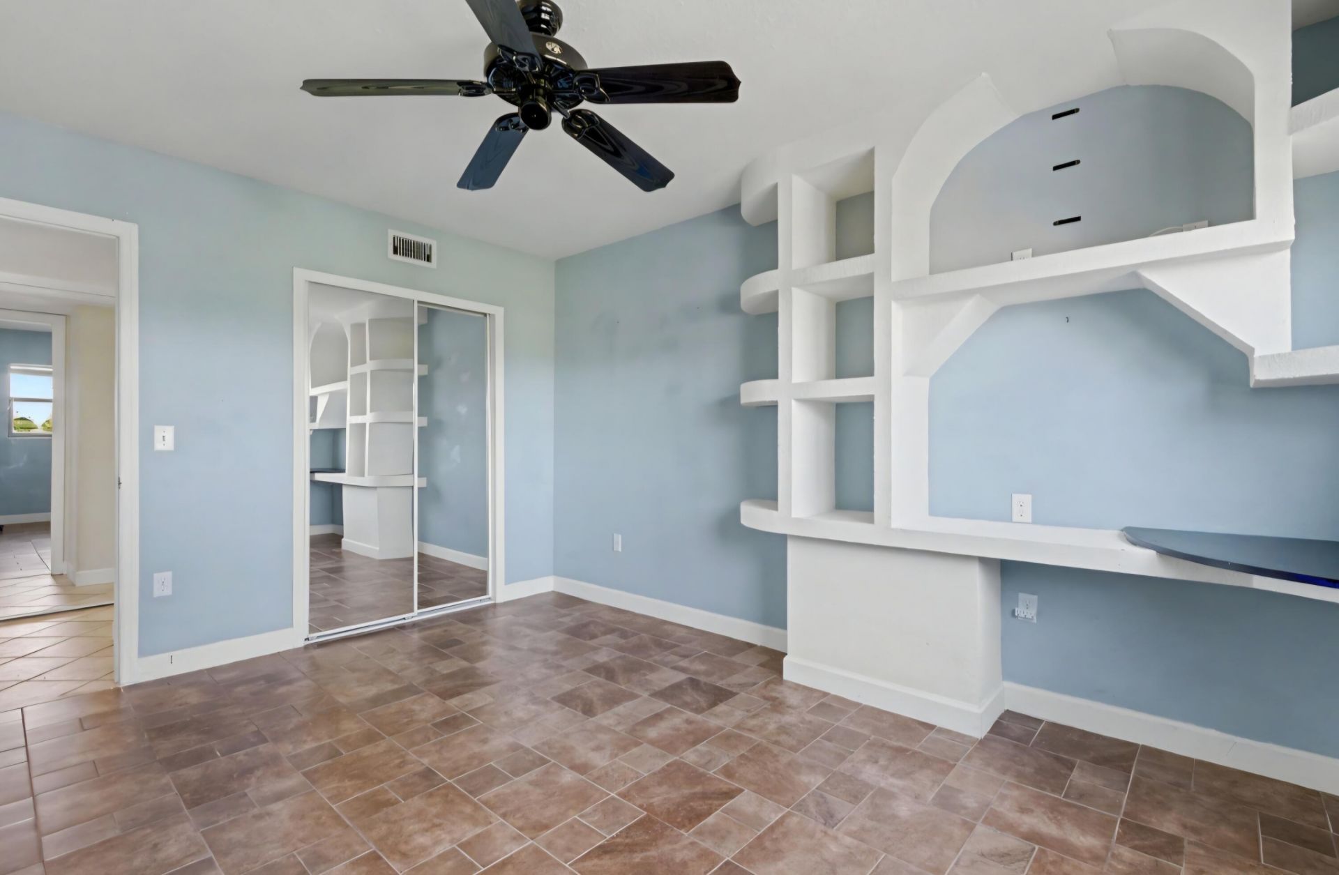 701 NW 19th Street, Unit 401, Fort Lauderdale, FL 33311 Photo