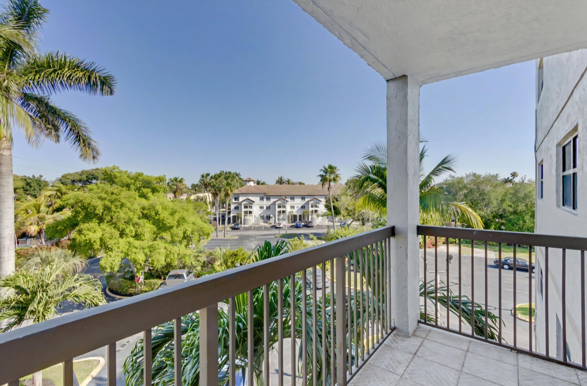 701 NW 19th Street, Unit 401, Fort Lauderdale, FL 33311 Photo