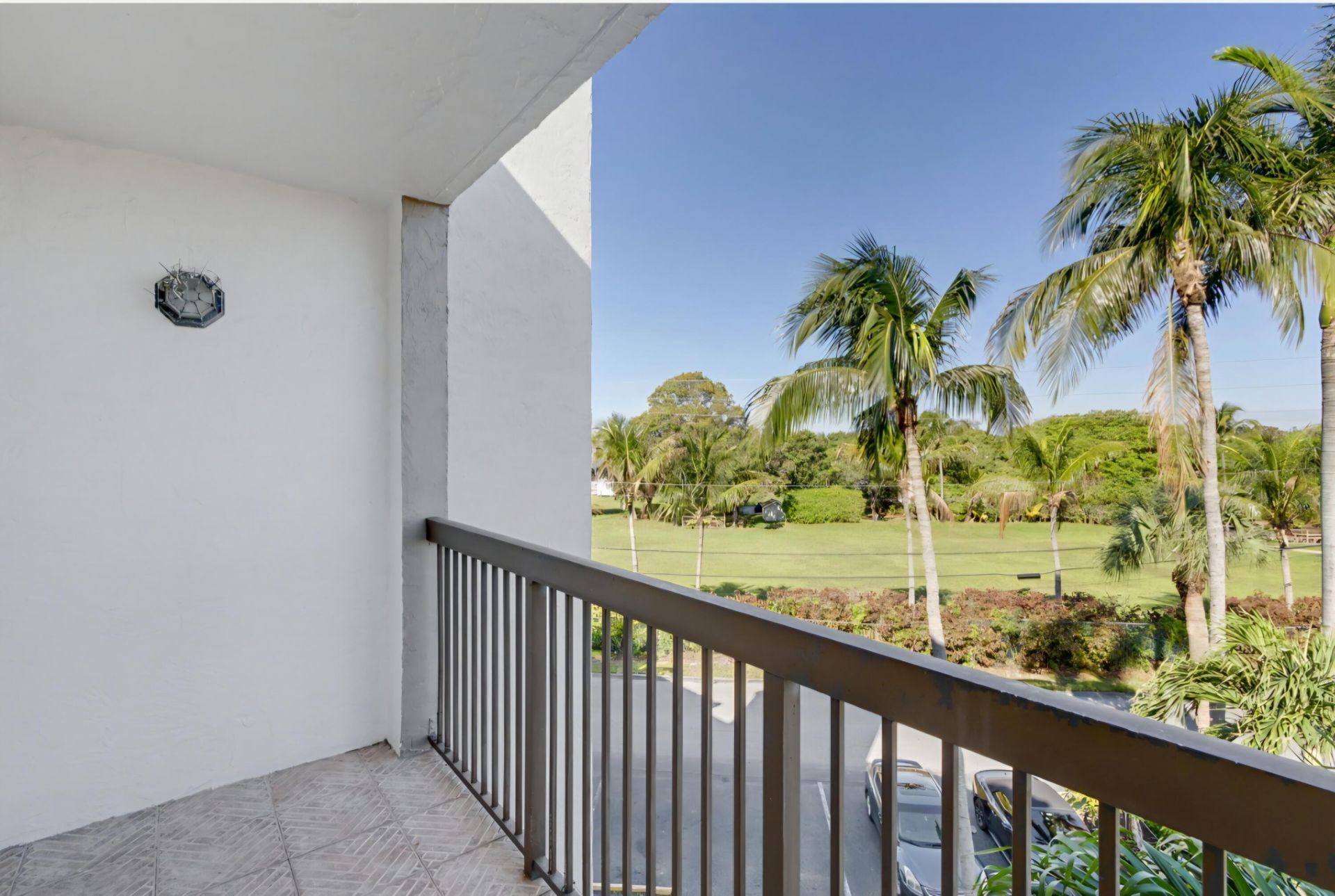 701 NW 19th Street, Unit 401, Fort Lauderdale, FL 33311 Photo