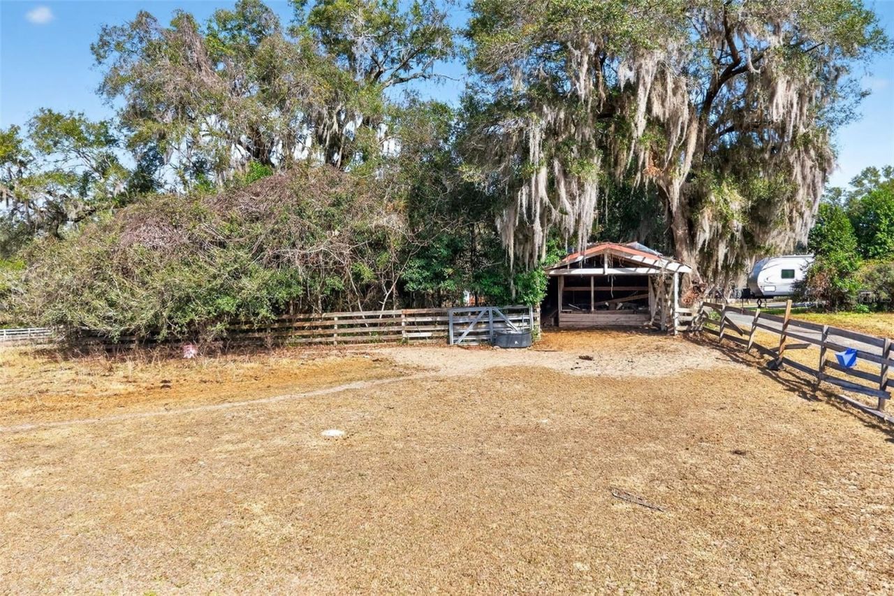 8989 S Great Oaks Drive, Floral City, FL 34436 Photo