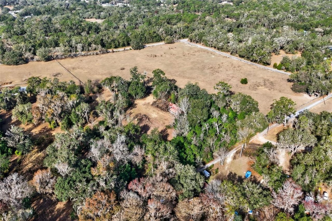 8989 S Great Oaks Drive, Floral City, FL 34436 Photo