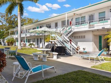 6050 21ST STREET N, Unit 17, ST PETERSBURG, FL 33714