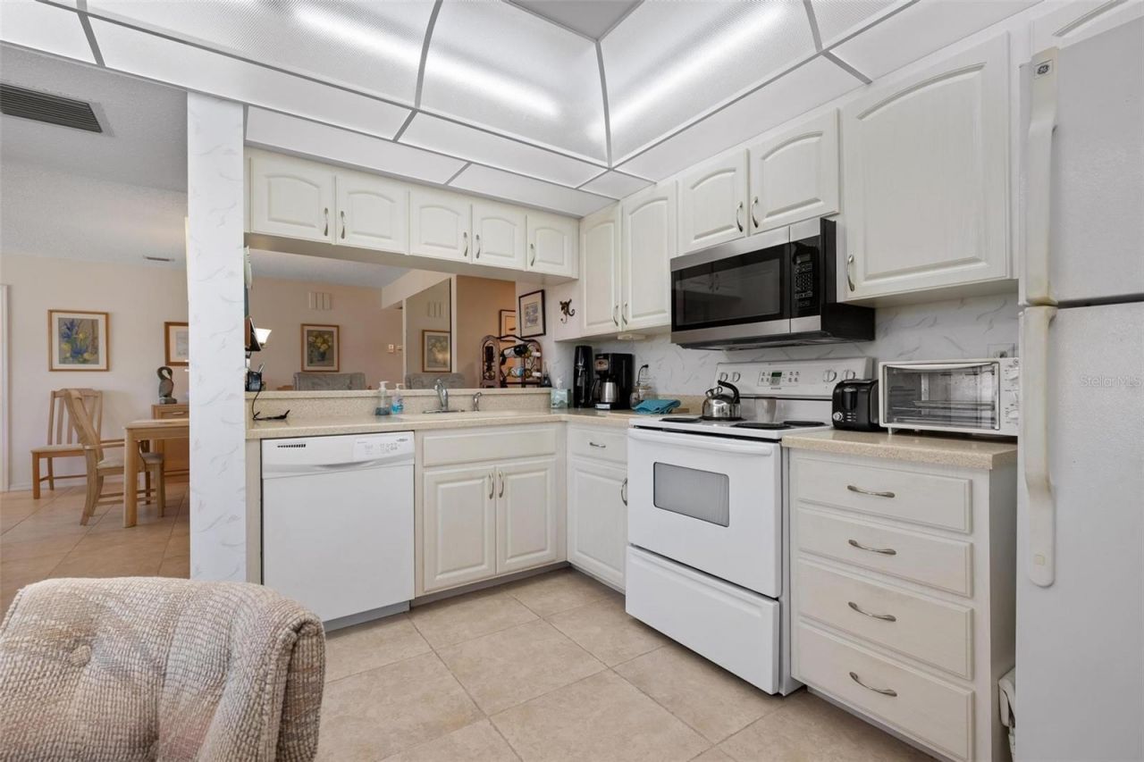 270 Cerromar Way S, Unit 57, Venice, FL 34293 Photo