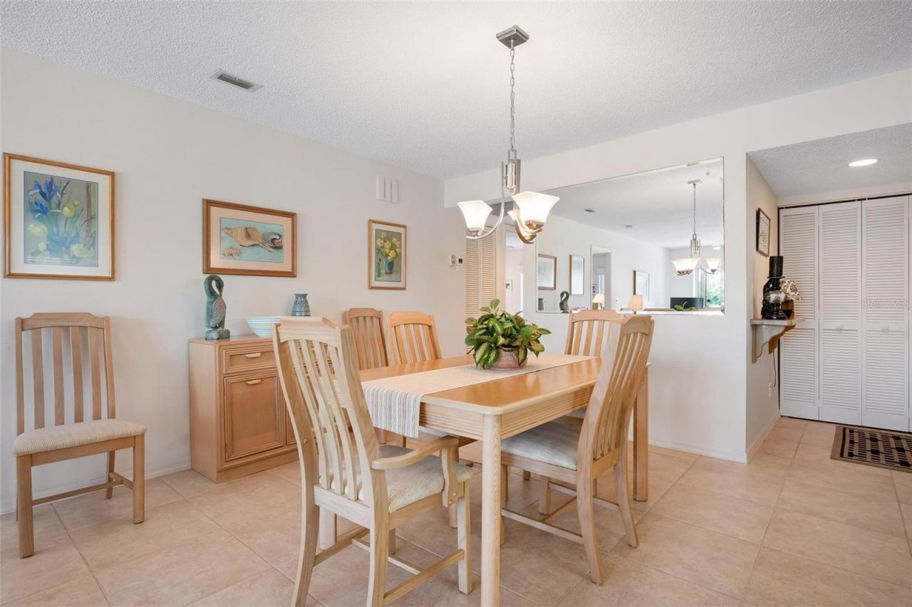 270 Cerromar Way S, Unit 57, Venice, FL 34293 Photo