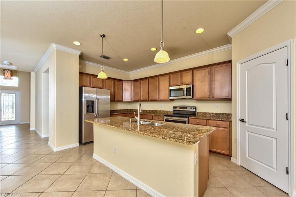 13566 Messino Ct , Estero, FL 33928 Photo