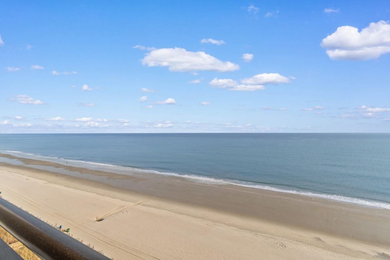 1501 S Ocean Blvd. Photo 22