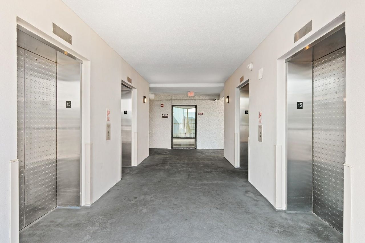 1501 S Ocean Blvd. Photo 28