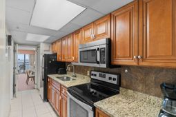 1501 S Ocean Blvd. photo 4